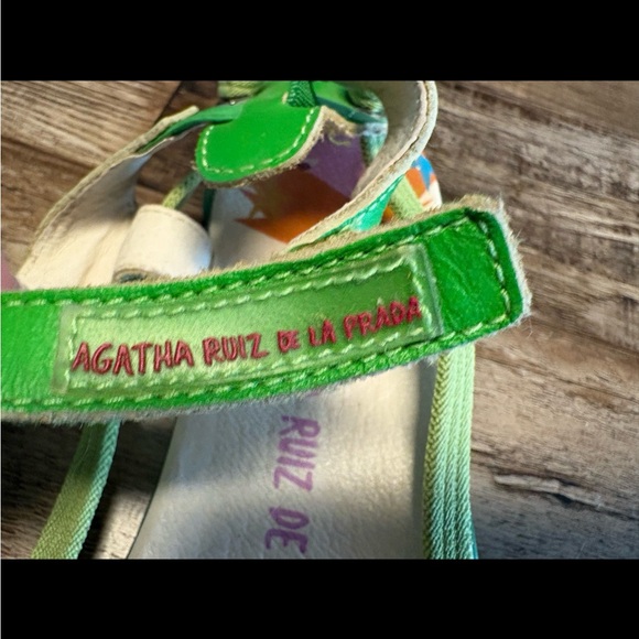 AGATHA RUIZ DE LA PRADA Green Leather Sandals 35 3.5 - Picture 3 of 8